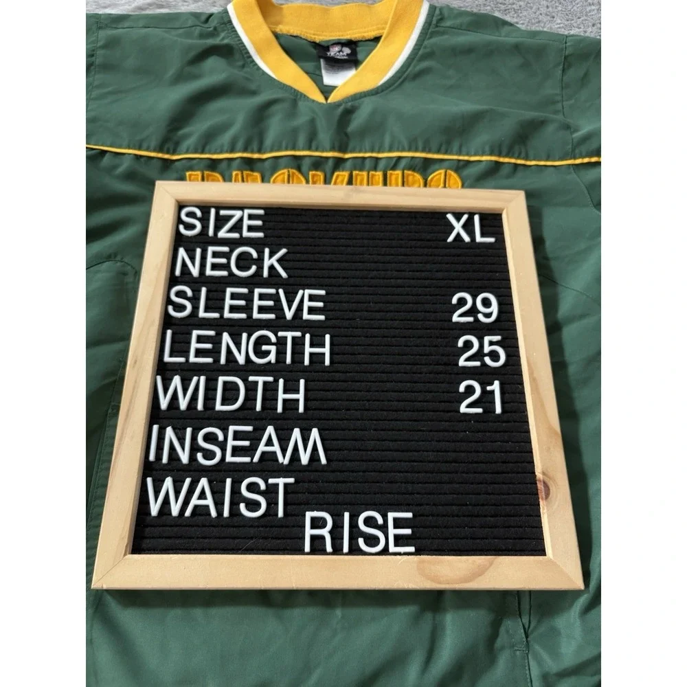 Reebok NFL Team Apparel windbreaker size youth L 14-16‎ greenbay packers